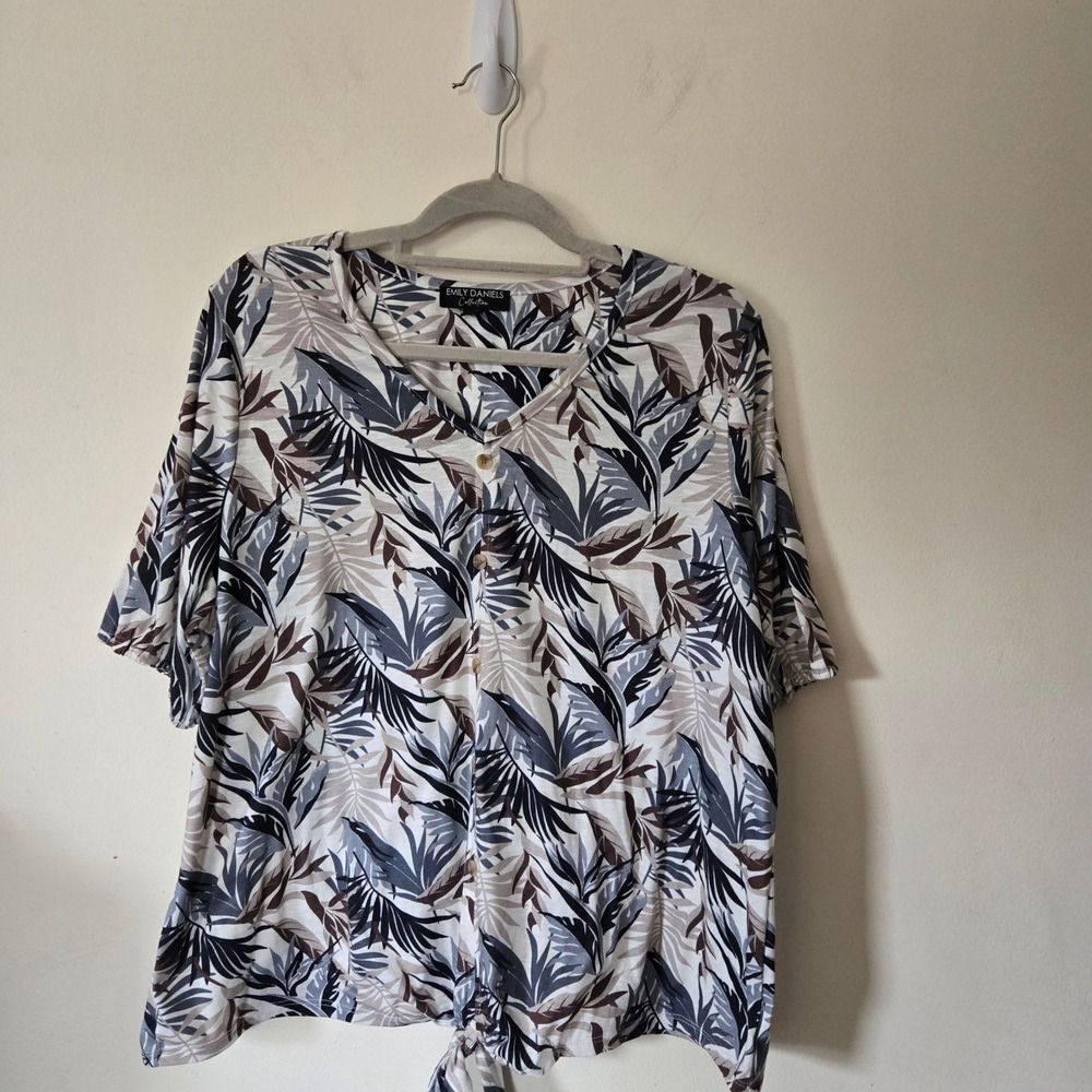 Tropical Leaf Print Tie Front Top Faux Button V-Neck 1X Neutral